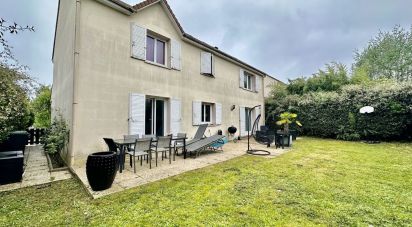 Maison 7 pièces de 156 m² à Groslay (95410)