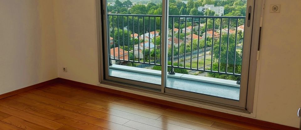 Apartment 4 rooms of 84 m² in Mérignac (33700)