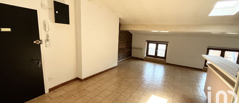 Appartement 2 pièces de 52 m² à Rive-de-Gier (42800)