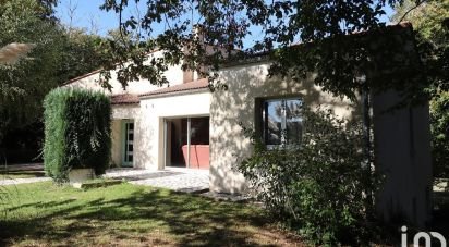 House 6 rooms of 115 m² in Touvérac (16360)