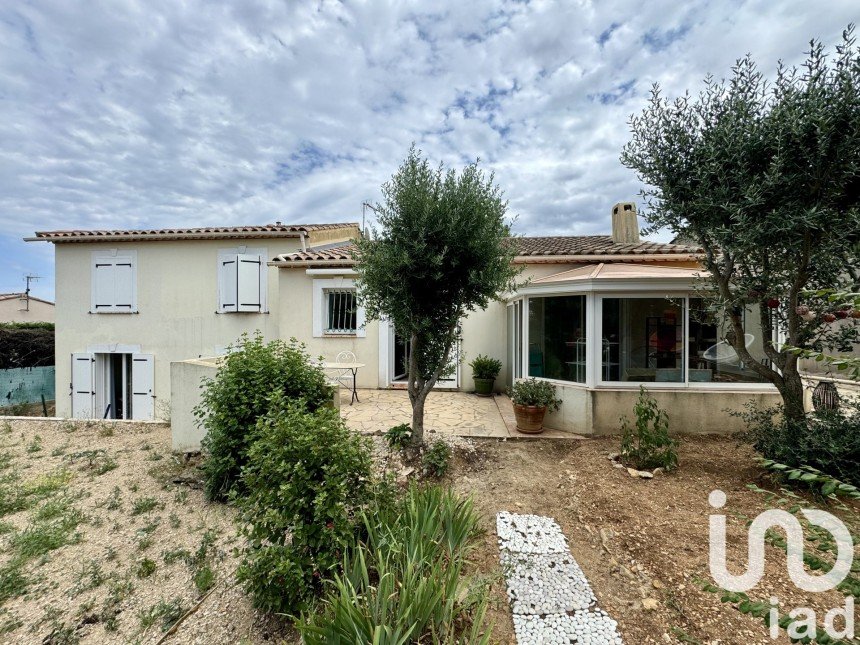 Maison traditionnelle 6 pièces de 128 m² à Nîmes (30900)