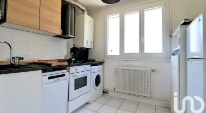 Apartment 3 rooms of 56 m² in Saint-Priest-en-Jarez (42270)