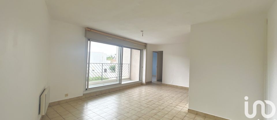 Appartement 4 pièces de 79 m² à Bagnols-sur-Cèze (30200)