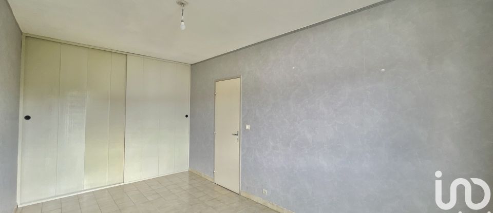 Appartement 4 pièces de 79 m² à Bagnols-sur-Cèze (30200)