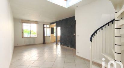 House 3 rooms of 80 m² in Ligugé (86240)