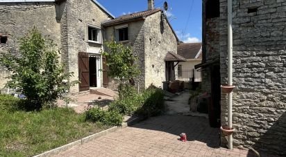 Maison de village 4 pièces de 64 m² à Arsonval (10200)