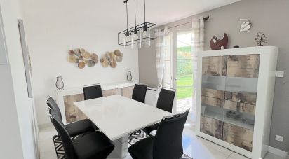 Maison 6 pièces de 120 m² à Isles-lès-Villenoy (77450)