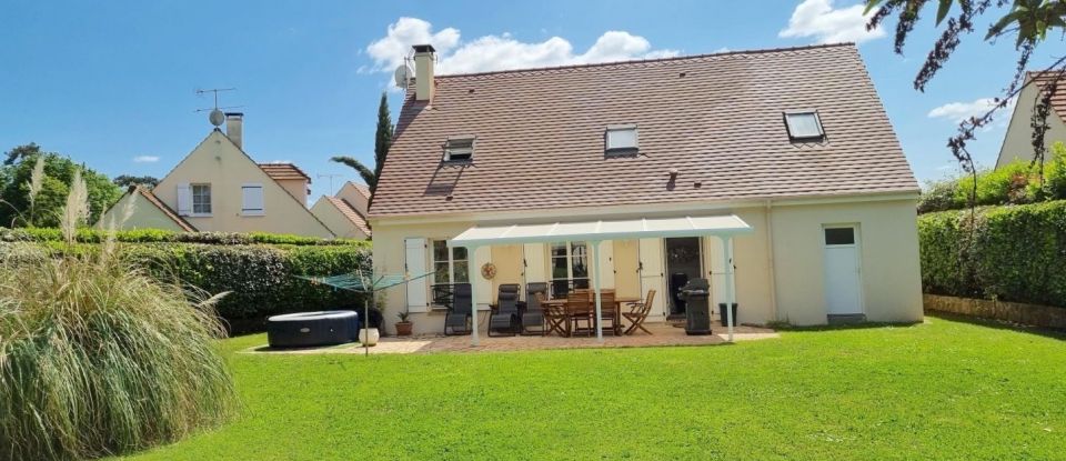 Maison 6 pièces de 120 m² à Isles-lès-Villenoy (77450)