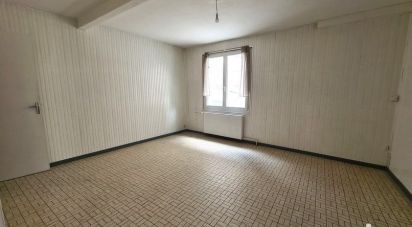 House 4 rooms of 73 m² in Port-d'Envaux (17350)