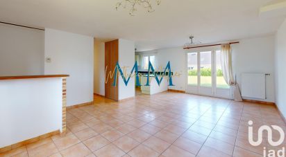 Traditional house 5 rooms of 88 m² in Berchères-les-Pierres (28630)