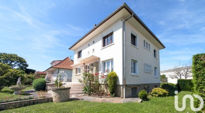 Building in Vittel (88800) of 172 m²