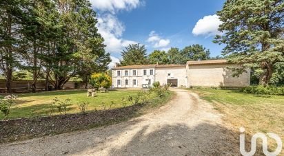 Mansion 6 rooms of 141 m² in Saint-Symphorien (79270)