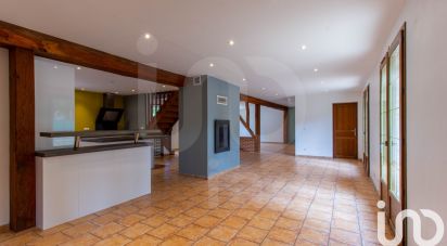 Maison 7 pièces de 238 m² à Neuilly-sous-Clermont (60290)