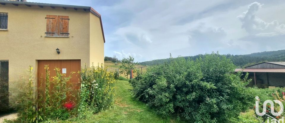 Maison 4 pièces de 91 m² à Saint-Privat-du-Dragon (43380)