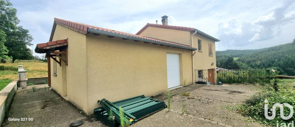 Maison 4 pièces de 91 m² à Saint-Privat-du-Dragon (43380)