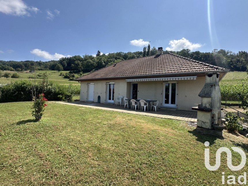 House 4 rooms of 92 m² in Montrevel (38690)