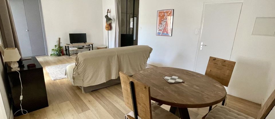 Apartment 2 rooms of 52 m² in Sète (34200)