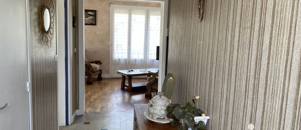 House 5 rooms of 93 m² in Saint-Memmie (51470)