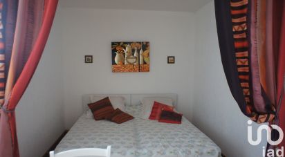 Apartment 1 room of 30 m² in Gréoux-les-Bains (04800)