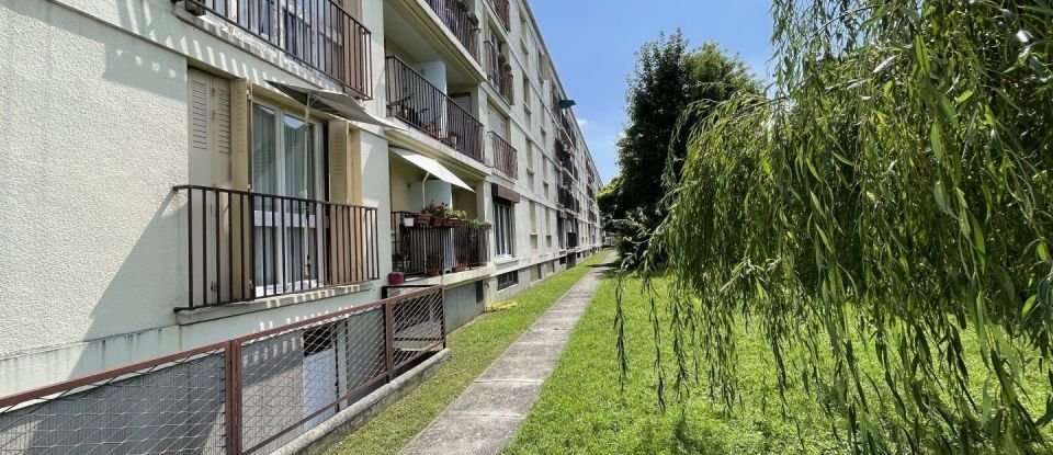 Apartment 4 rooms of 72 m² in Rosny-sous-Bois (93110)