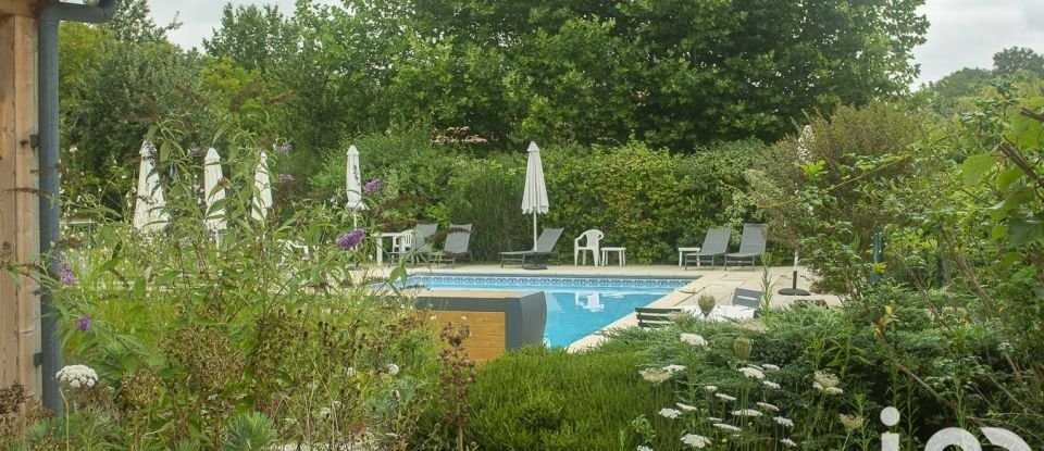 House 13 rooms of 400 m² in Saint-Cyprien (24220)