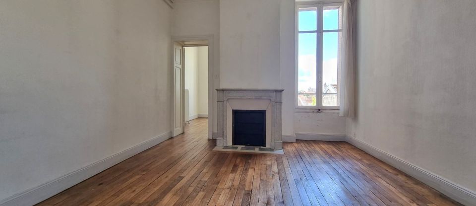 Appartement 5 pièces de 138 m² à Nancy (54000)