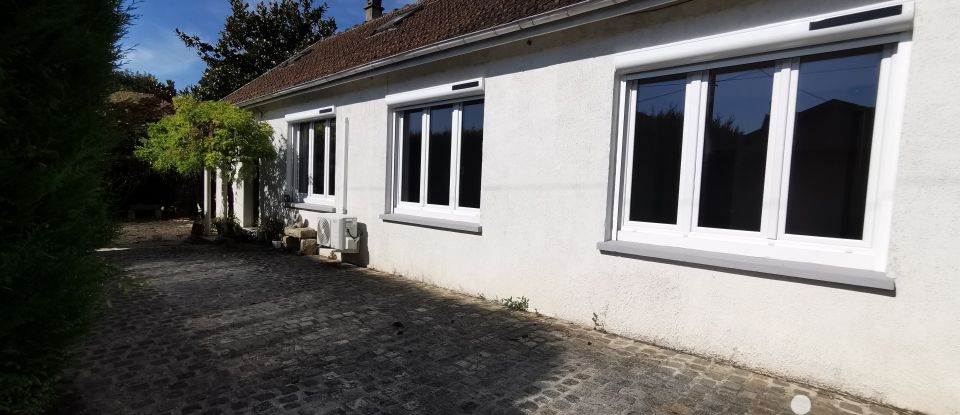 Traditional house 5 rooms of 130 m² in La Croix-en-Brie (77370)