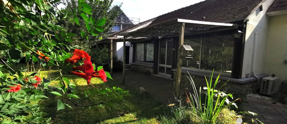 Traditional house 5 rooms of 130 m² in La Croix-en-Brie (77370)