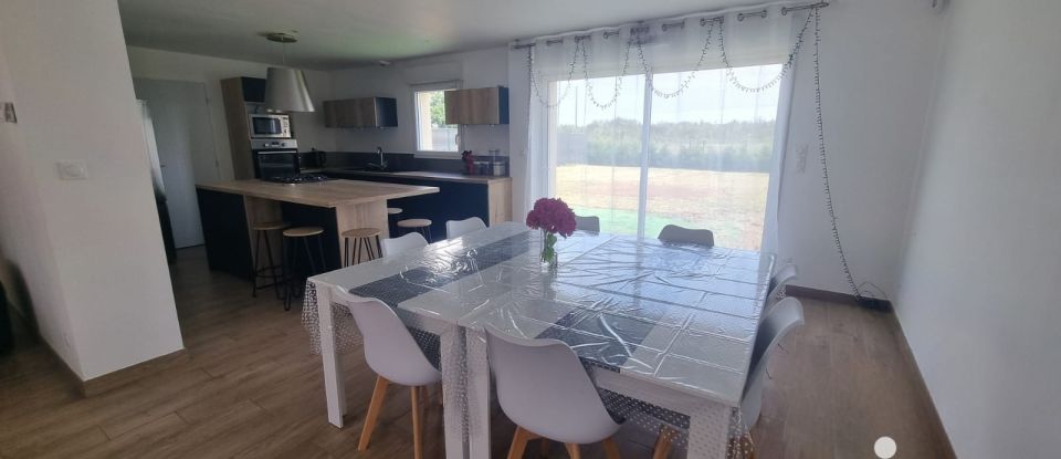 House 6 rooms of 139 m² in Rouvres (77230)