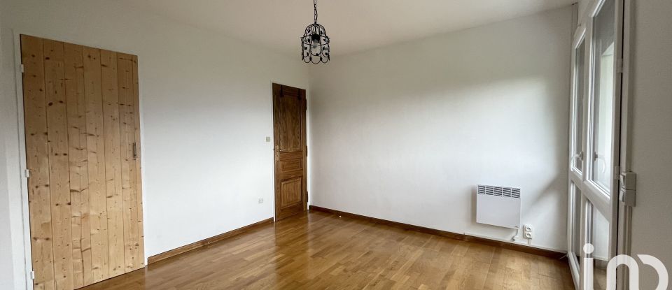 House 5 rooms of 120 m² in Sassenage (38360)