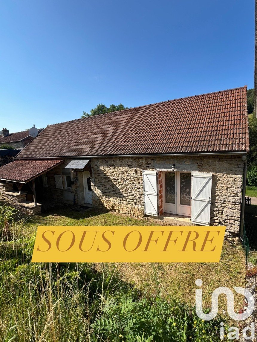 House 4 rooms of 69 m² in La Roche-Vanneau (21150)