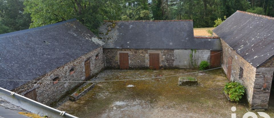 Farm 5 rooms of 200 m² in Châteaulin (29150)