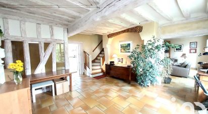 Farm 7 rooms of 214 m² in Fresnoy-le-Château (10270)