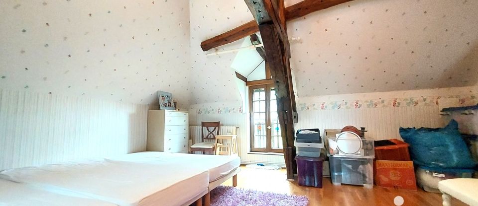 Farm 7 rooms of 214 m² in Fresnoy-le-Château (10270)