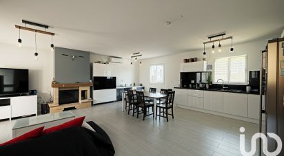 Maison 5 pièces de 110 m² à Jons (69330)