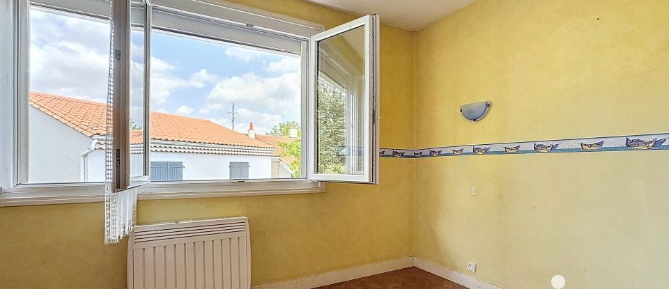 House 5 rooms of 140 m² in Ruelle-sur-Touvre (16600)