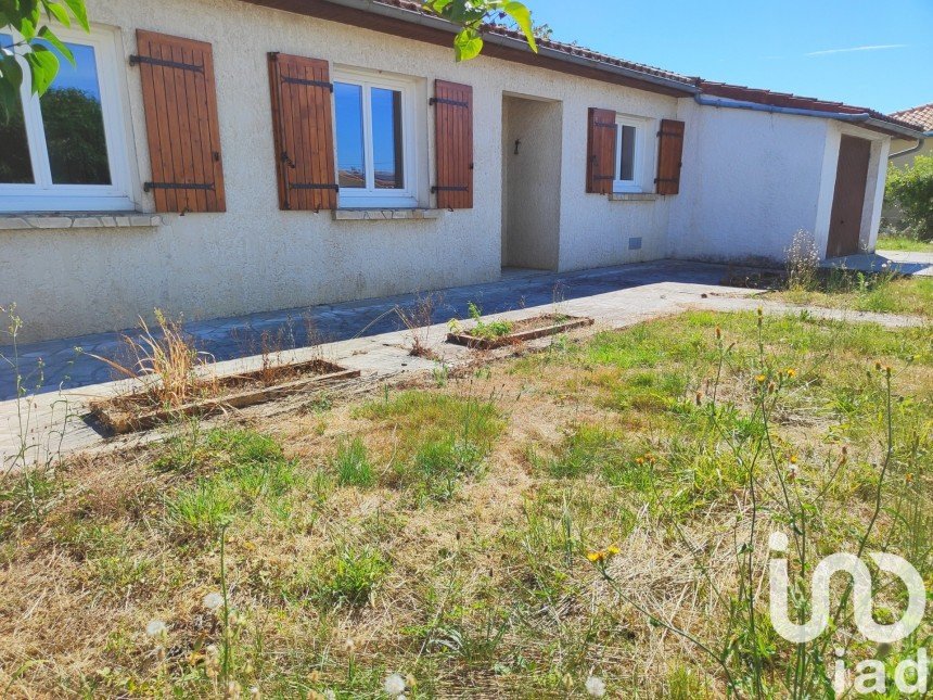 Maison 4 pièces de 80 m² à Taponnat-Fleurignac (16110)