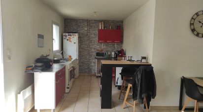 House 4 rooms of 79 m² in THARON PLAGE (44730)