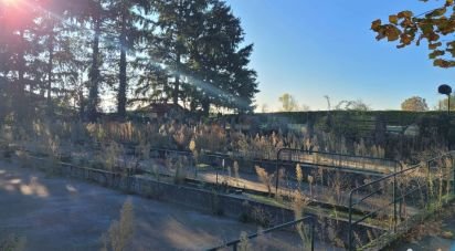 Land of 2,195 m² in Chazelles-sur-Lyon (42140)