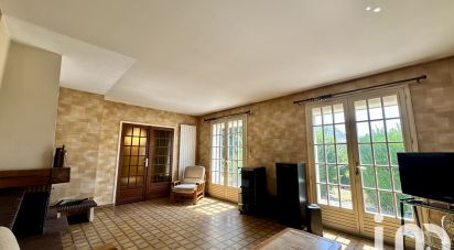 Maison traditionnelle 6 pièces de 123 m² à Notre-Dame-d'Oé (37390)