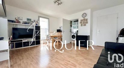 Apartment 4 rooms of 80 m² in Trappes (78190)