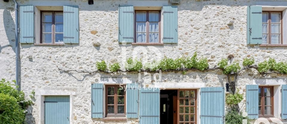 House 7 rooms of 200 m² in Jouy-sur-Morin (77320)