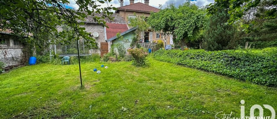 Village house 7 rooms of 252 m² in Fremifontaine (88600)