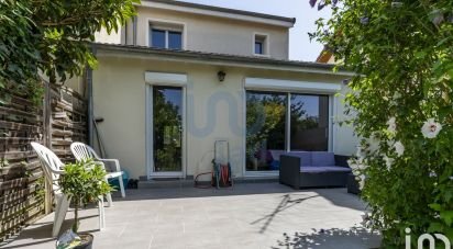 House 5 rooms of 95 m² in L'Haÿ-les-Roses (94240)