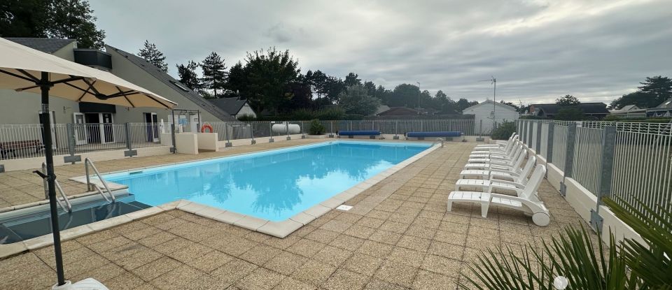 Châlet 5 pièces de 65 m² à Montmartin-sur-Mer (50590)