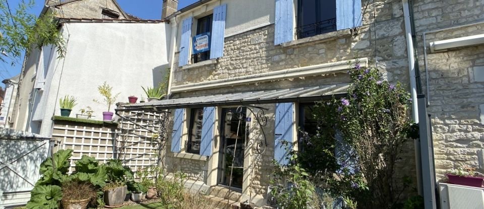 House 4 rooms of 136 m² in Saint-Bris-le-Vineux (89530)