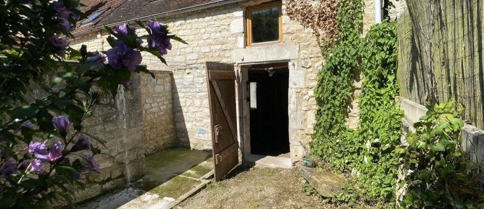 House 4 rooms of 136 m² in Saint-Bris-le-Vineux (89530)