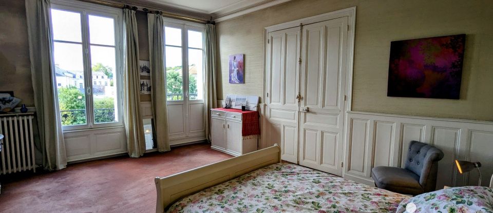 Mansion 7 rooms of 278 m² in Vendôme (41100)