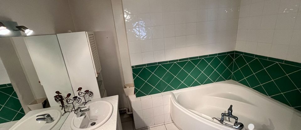 Appartement 4 pièces de 110 m² à Bordeaux (33000)