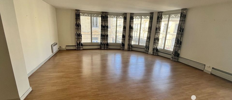 Appartement 4 pièces de 110 m² à Bordeaux (33000)